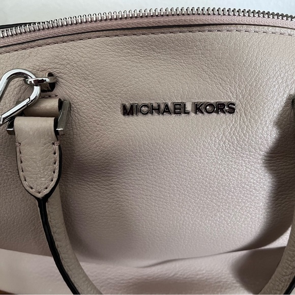 Coach Handbag - Picture 9 of 12